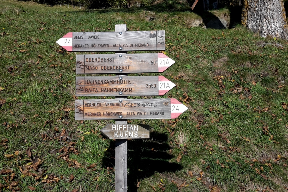 site:img/Wanderparadies/Schild.1-1800.jpg